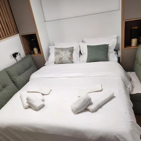 Monalux Apartment
