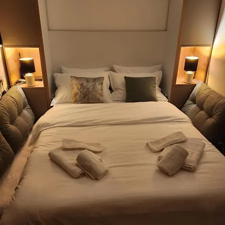 Monalux Apartment *